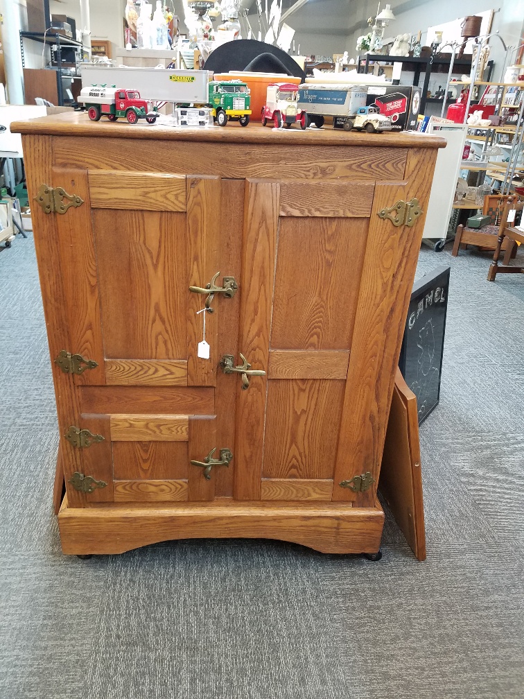 Antiques and Uniques Ottumwa Iowa Antique Network